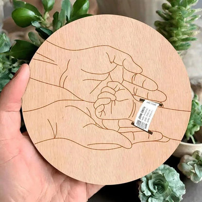 Wooden Newborn Birth Keepsake Plaque – Hello World Sign & Hospital Bracelet Holder for Baby Photos - Babytopia32